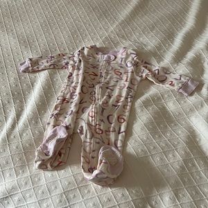 Burt’s Bees baby onesie
